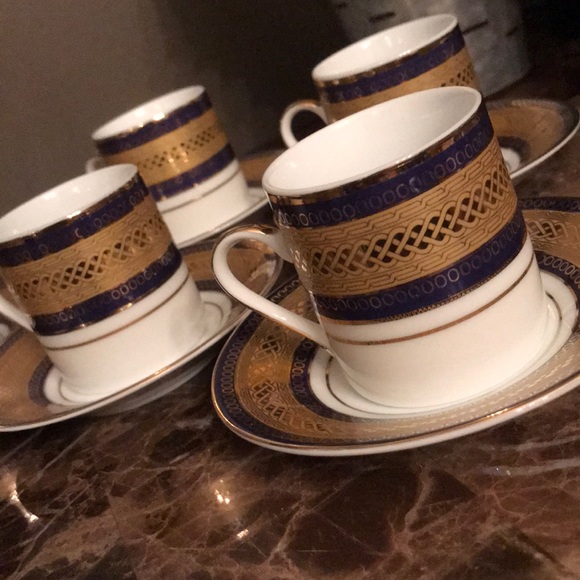 🦋 New! Fine Italian design Demi-Tasse set - Picture 3 of 8